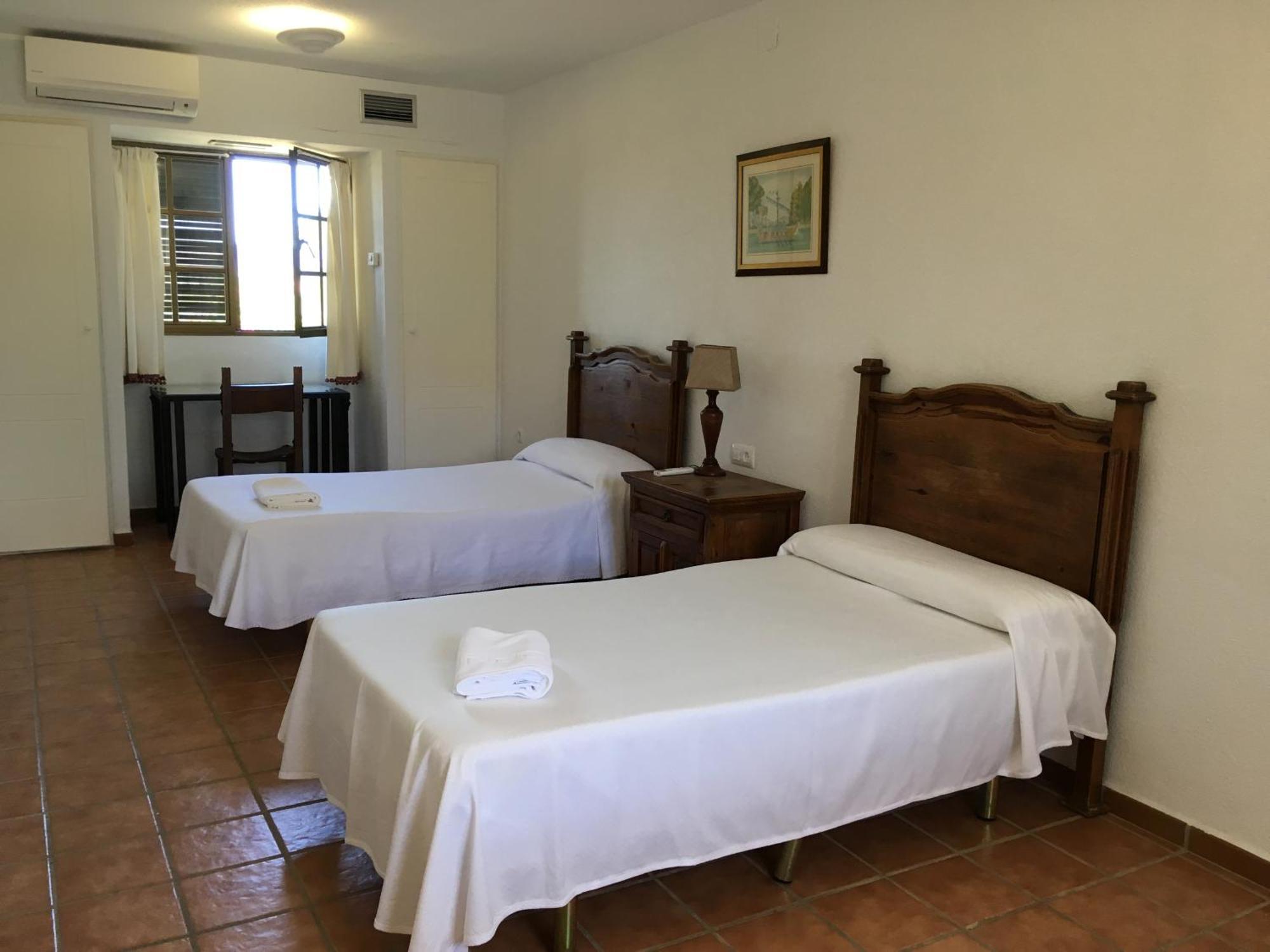 Apartamentos Atalayas Extremadura サフラ 部屋 写真
