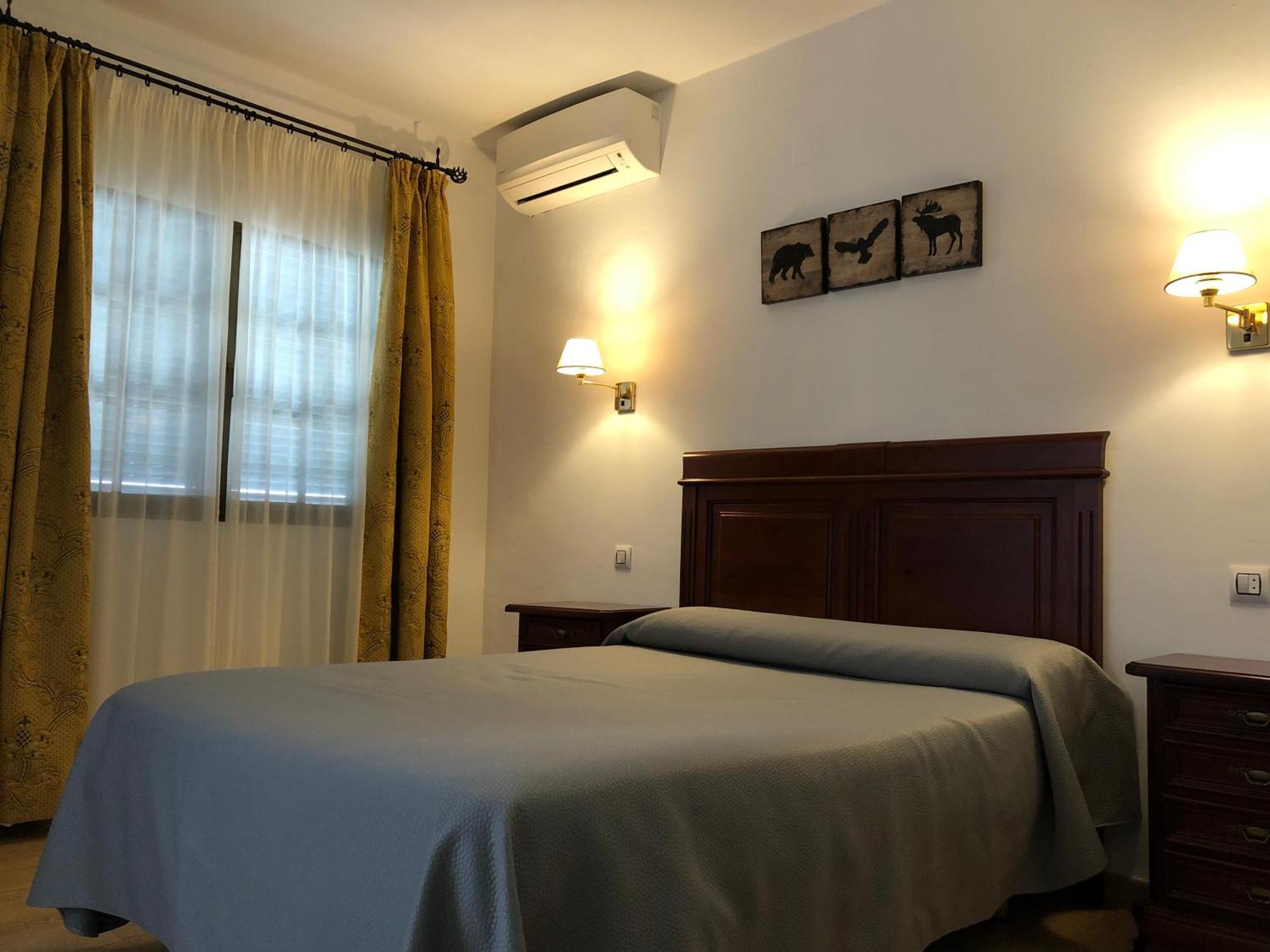 Apartamentos Atalayas Extremadura サフラ 部屋 写真