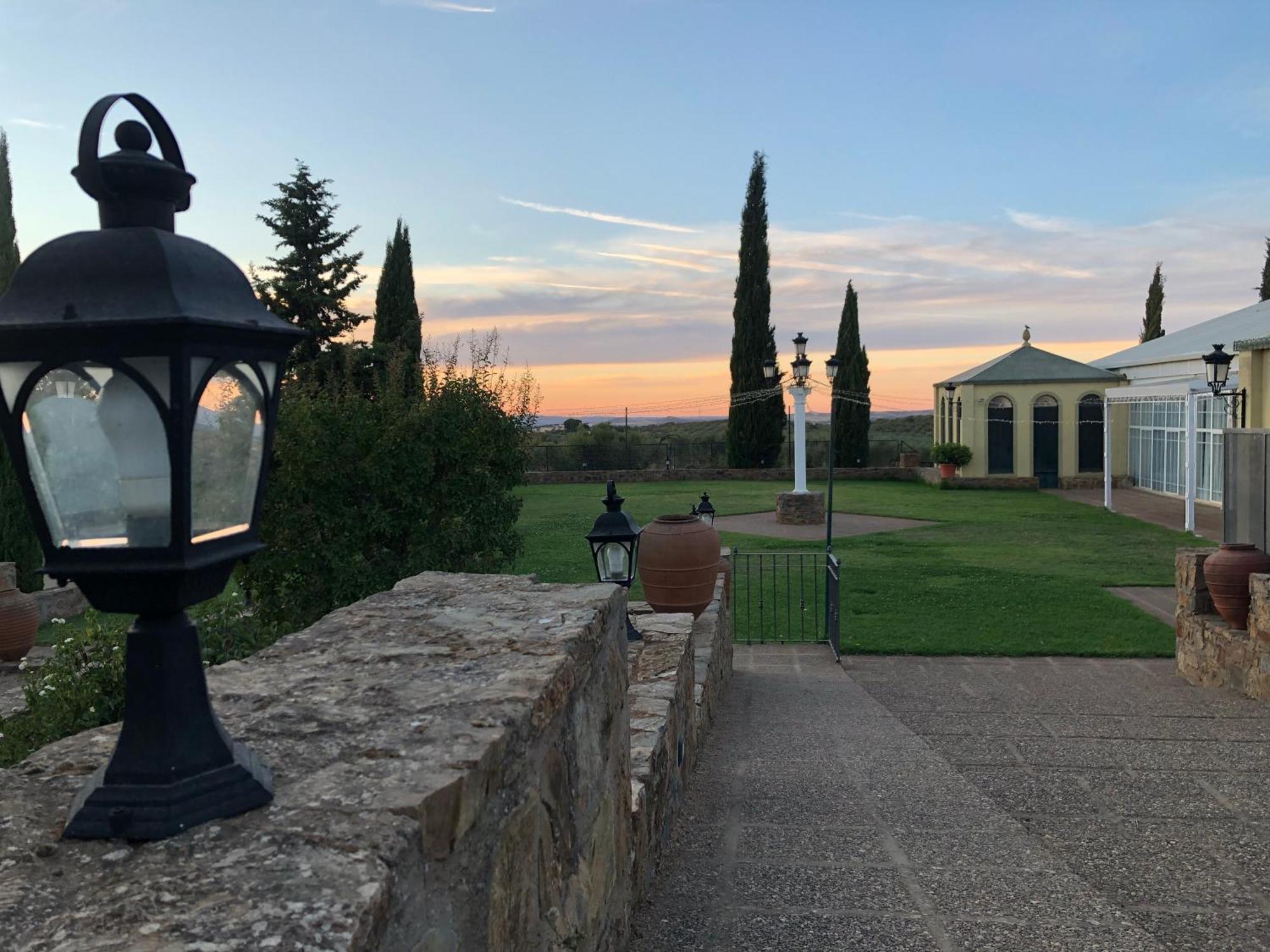 Apartamentos Atalayas Extremadura サフラ 部屋 写真